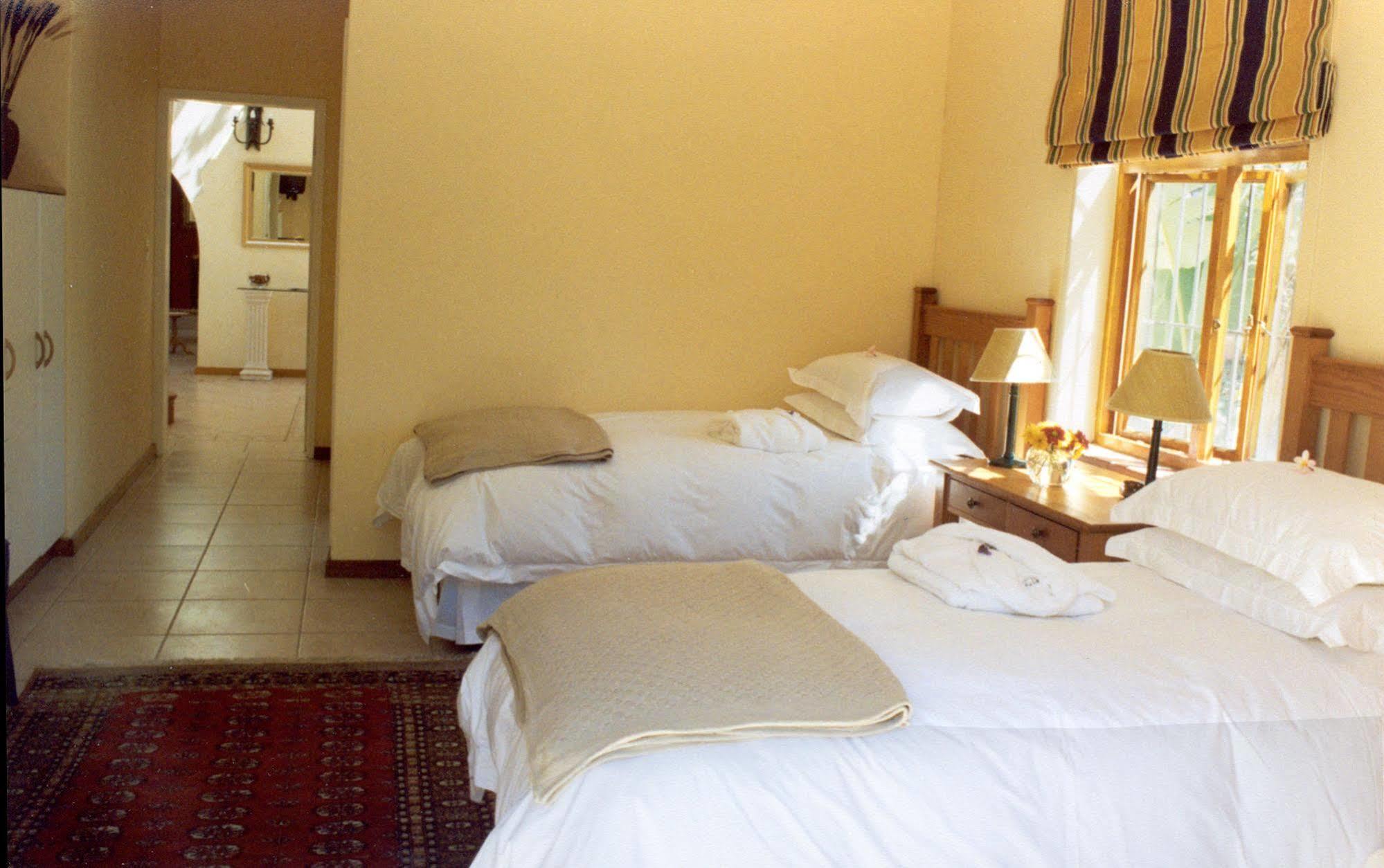 A Tuscan Villa Guest House Fish Hoek Eksteriør billede