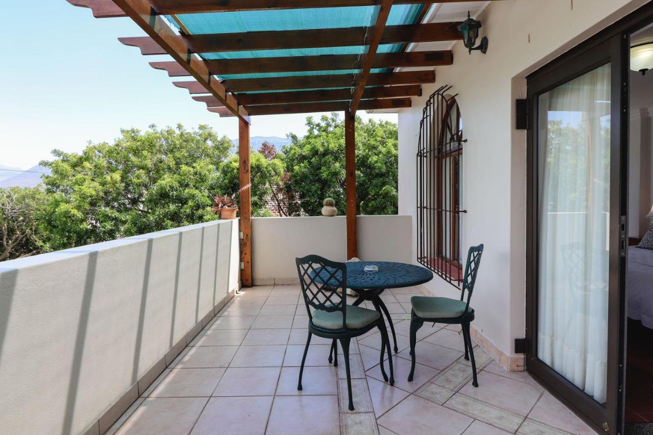A Tuscan Villa Guest House Fish Hoek Eksteriør billede